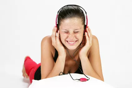 Les adolescents ont des comportements pouvant nuire à leur santé auditive
